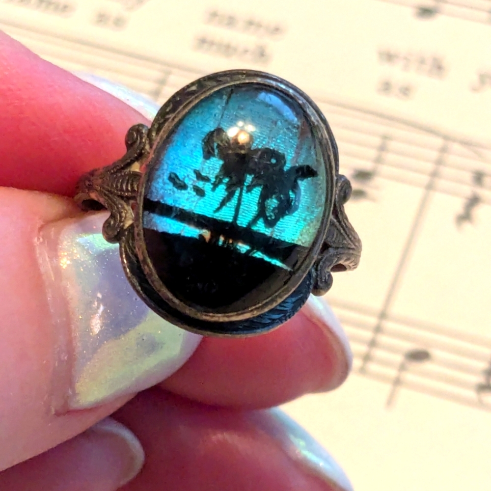 Sterling silver 1970s set. oasis ring and earrings